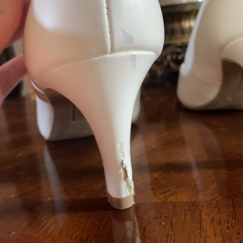 White heels - Picture 8 of 8